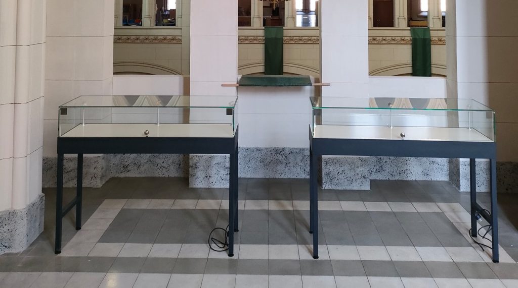 Vitrinas tipo mostrador en museo pontificio